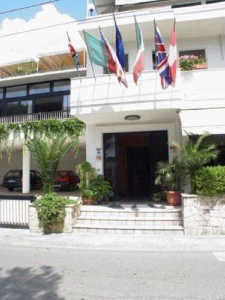 Hotel Degli Ulivi Castro  Екстер'єр фото